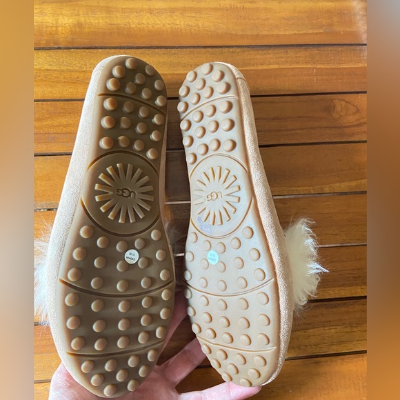 New- UGG Kaley Wisp Genuine Shearling Flats - Picture 16 of 16